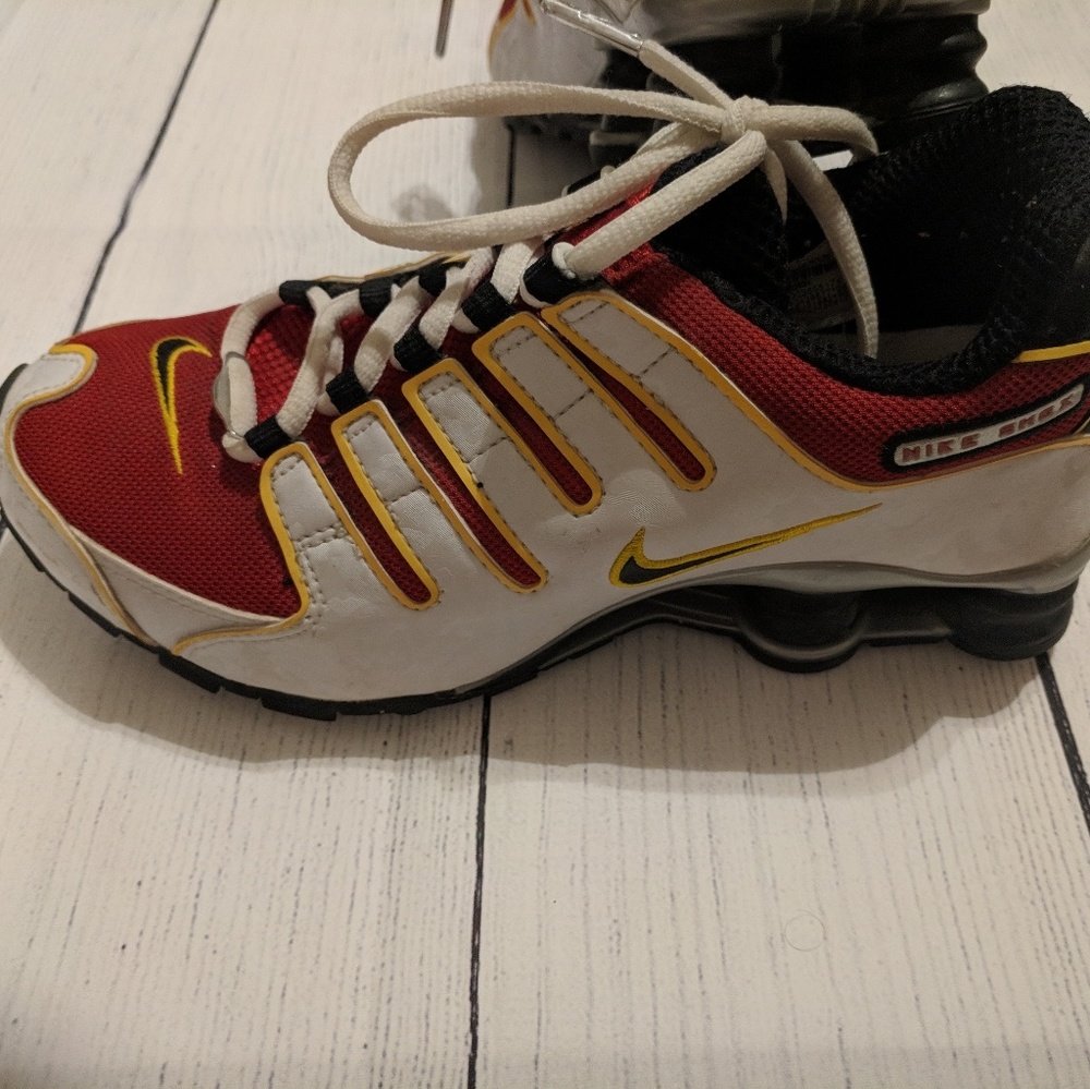 Nike shocks